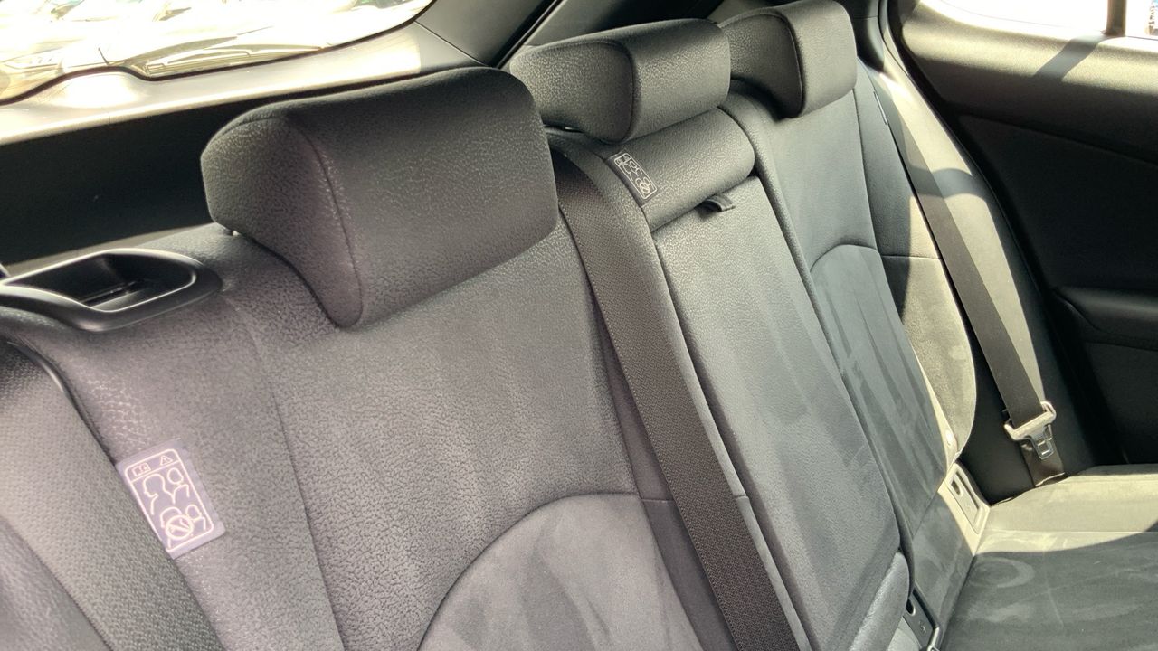 Lexus UX 2.0 250H PREMIUM AUTO 184 5P