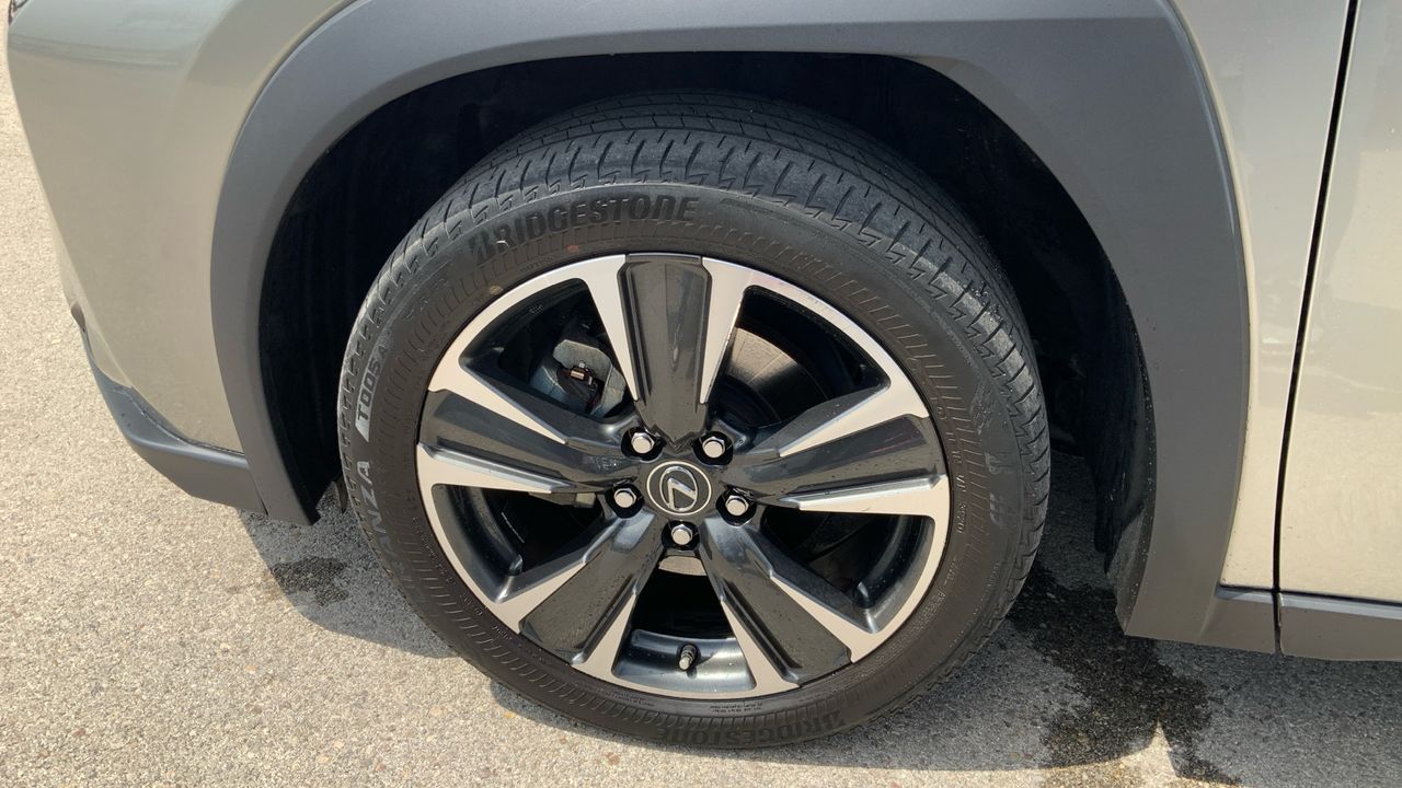 Lexus UX 2.0 250H PREMIUM AUTO 184 5P