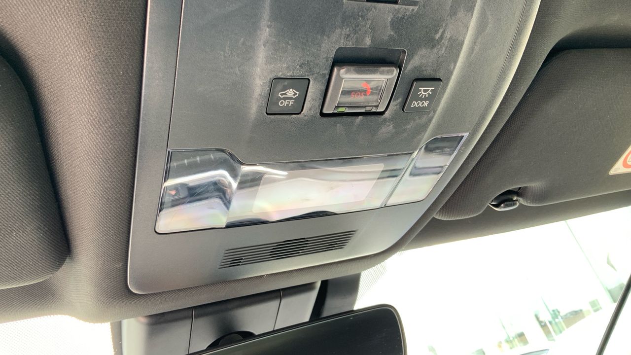 Lexus UX 2.0 250H PREMIUM AUTO 184 5P