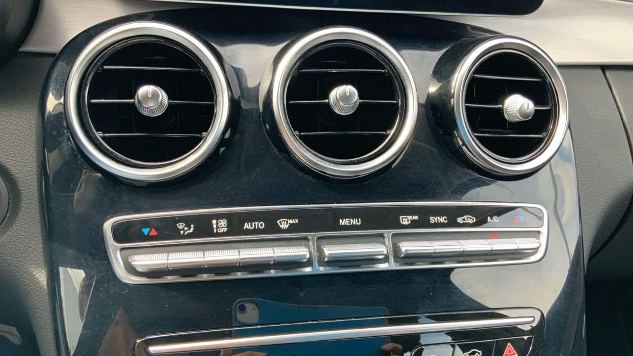 Mercedes Clase C C 200 EQ AUTO 184 4P