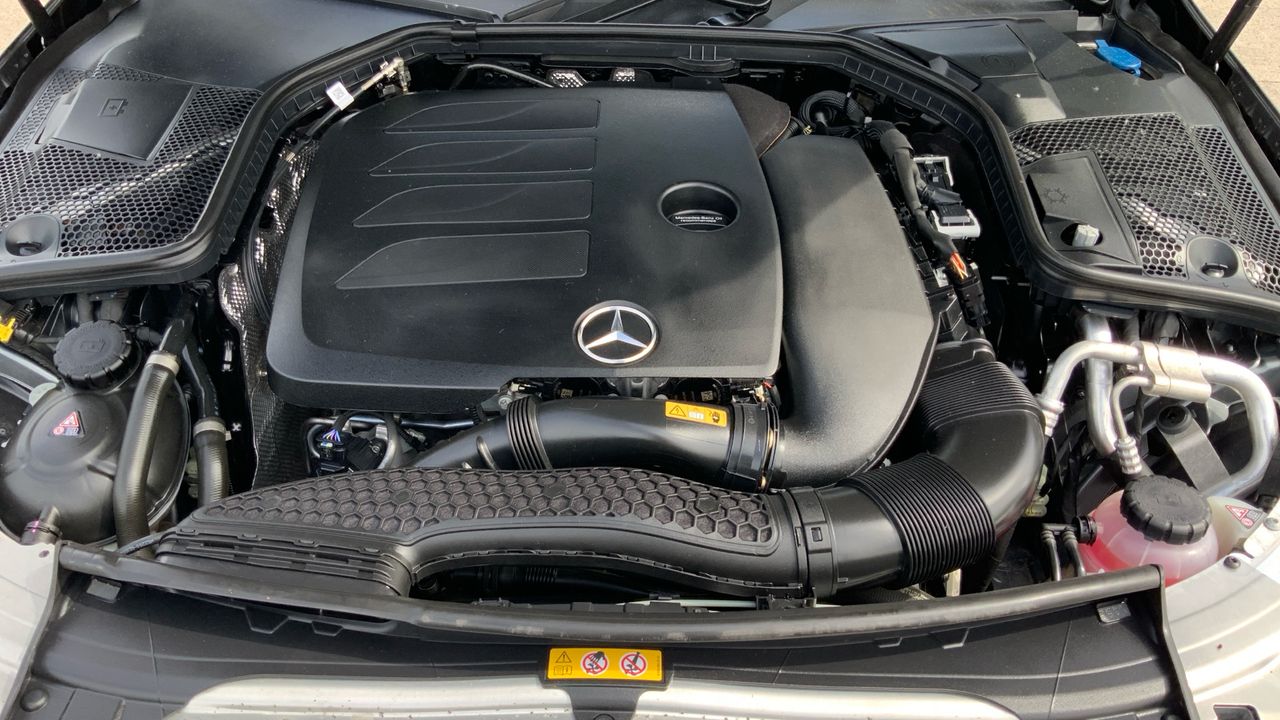 Mercedes Clase C C 200 EQ AUTO 184 4P
