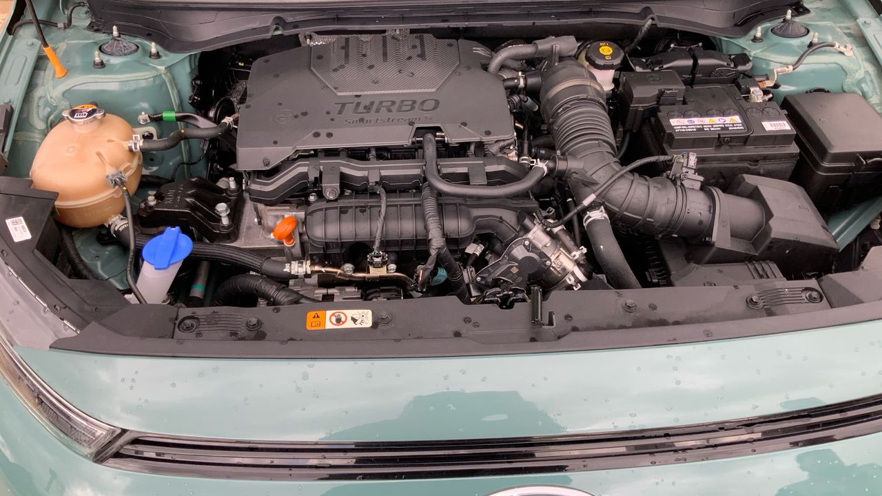 Hyundai Bayon 1.0 TGDI 48V MHEV 74KW MAXX 100 5P