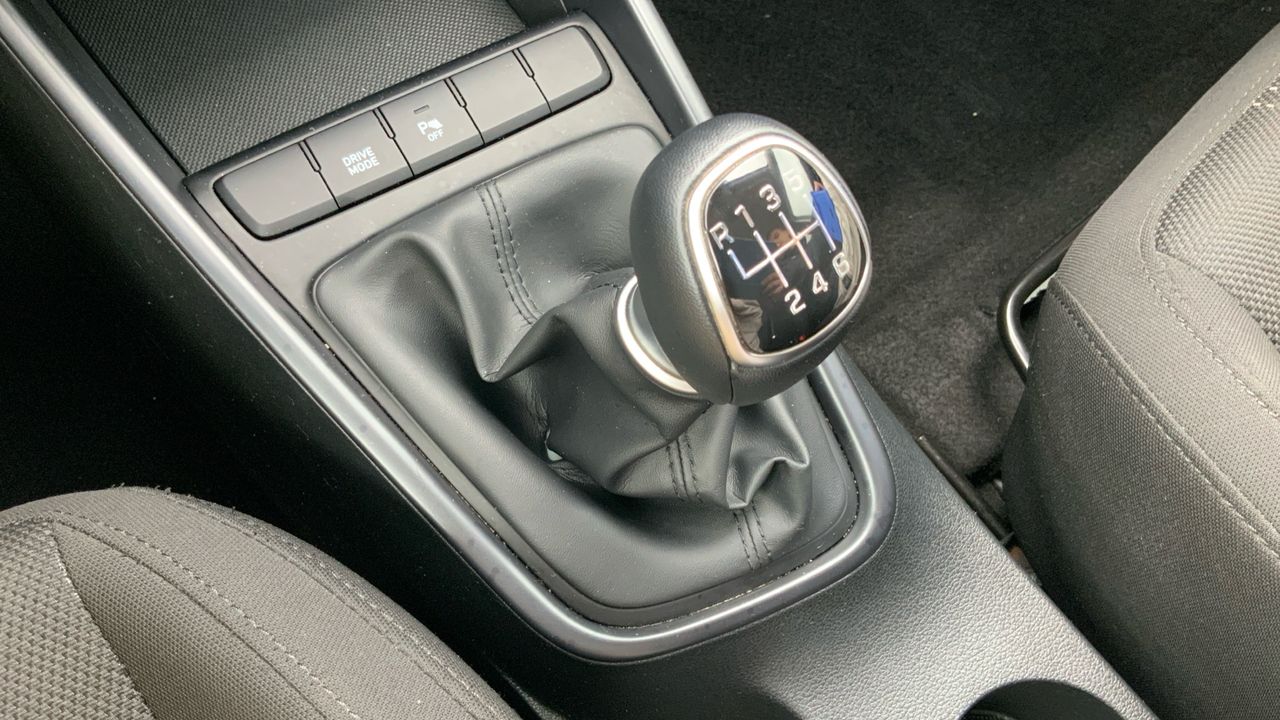 Hyundai Bayon 1.0 TGDI 48V MHEV 74KW MAXX 100 5P