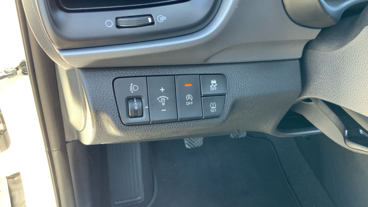 Kia Stonic 1.0 T-GDI MHEV IMT 74KW CONCEPT 100 5P