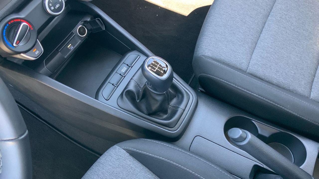 Kia Stonic 1.0 T-GDI MHEV IMT 74KW CONCEPT 100 5P