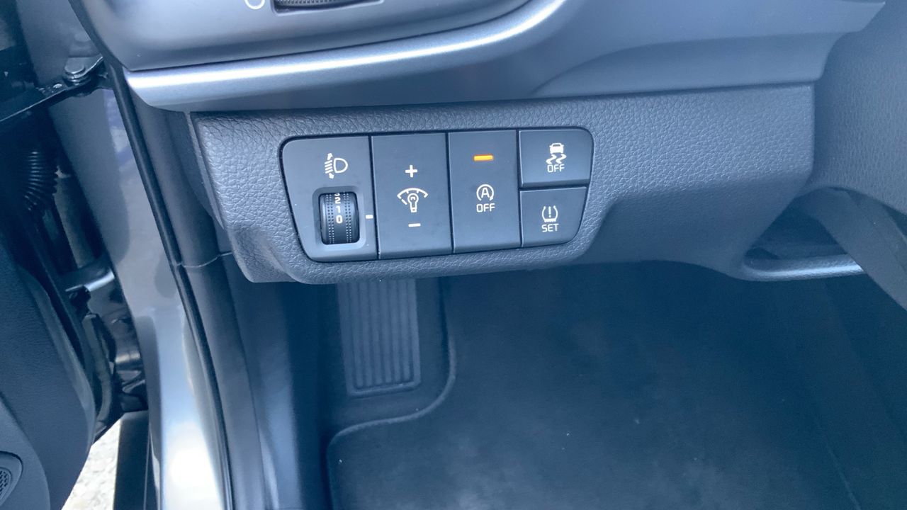 Kia Stonic 1.0 T-GDI MHEV IMT 74KW CONCEPT 100 5P