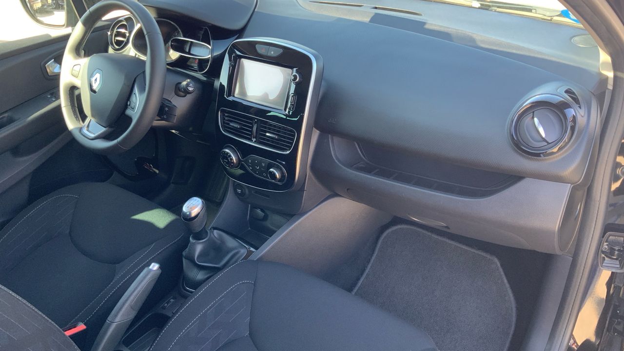 Renault Clio 0.9 TCE ENERGY GLP LIMITED 66KW - 18 90 5P