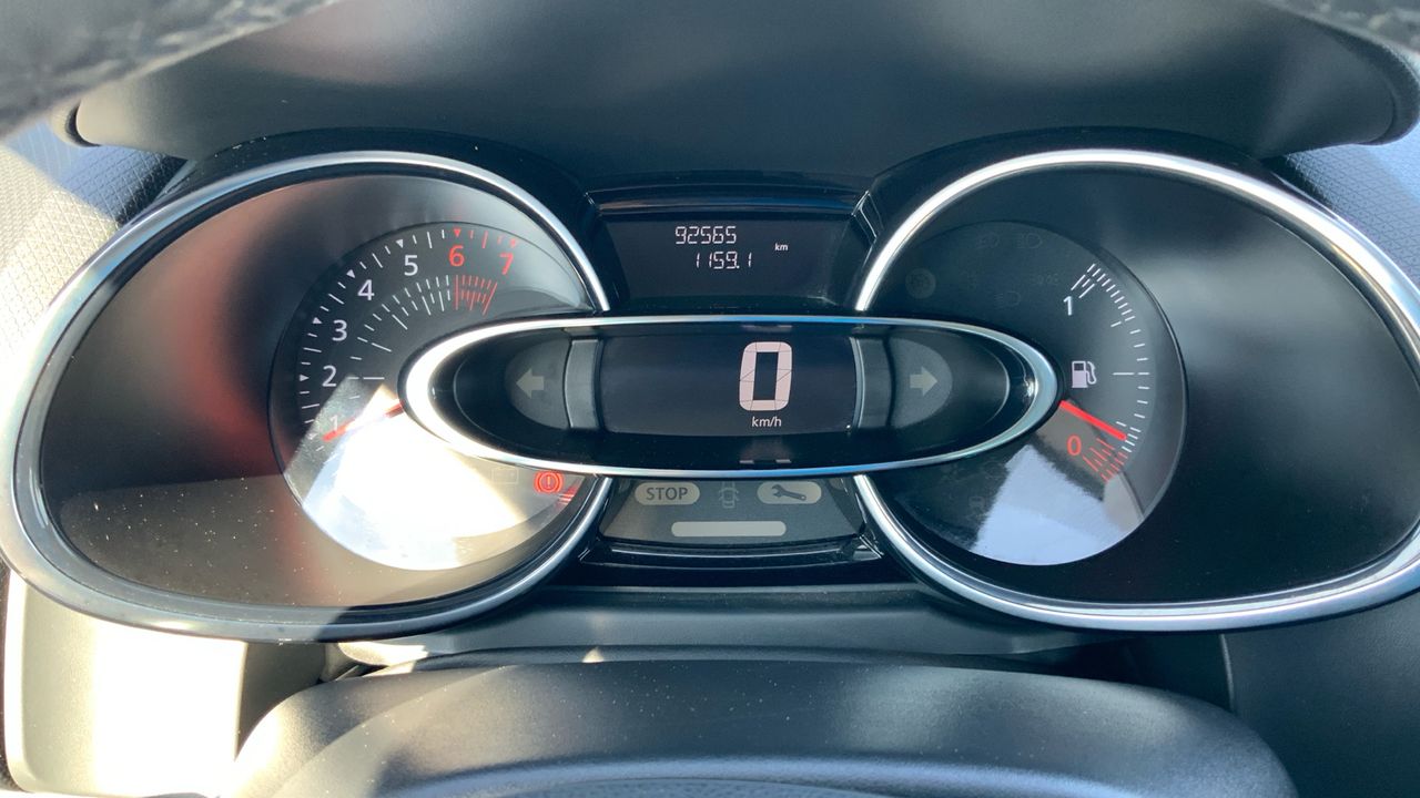 Renault Clio 0.9 TCE ENERGY GLP LIMITED 66KW - 18 90 5P