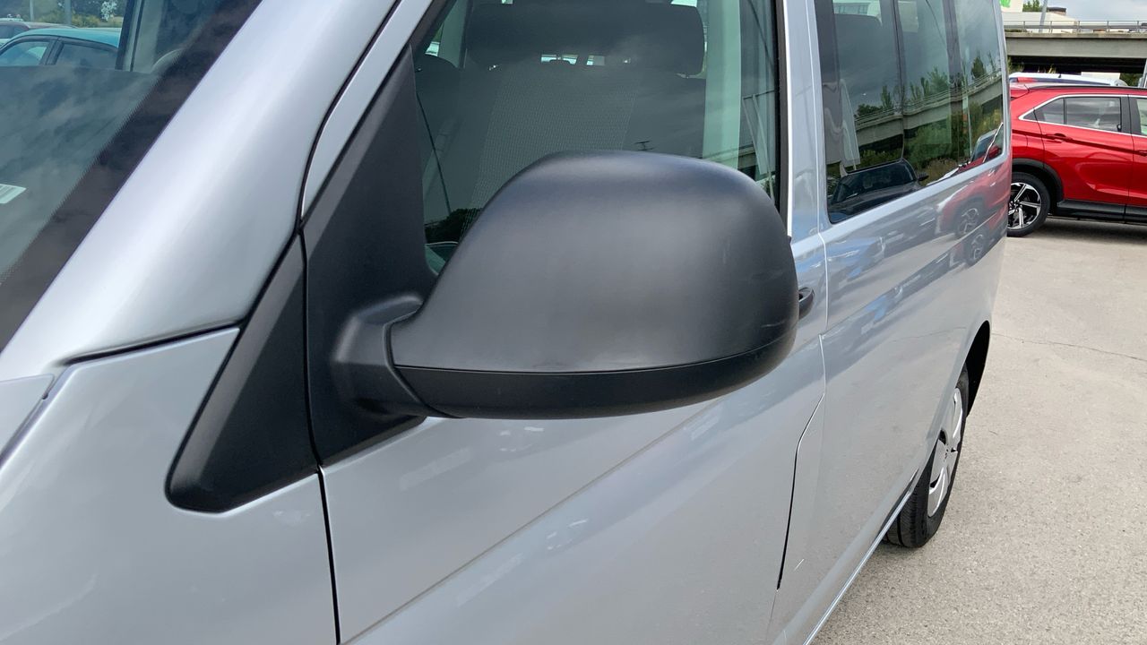 Volkswagen Caravelle 2.0 TDI 81KW BMT LWB ORIGIN 110 4P 8 Plazas