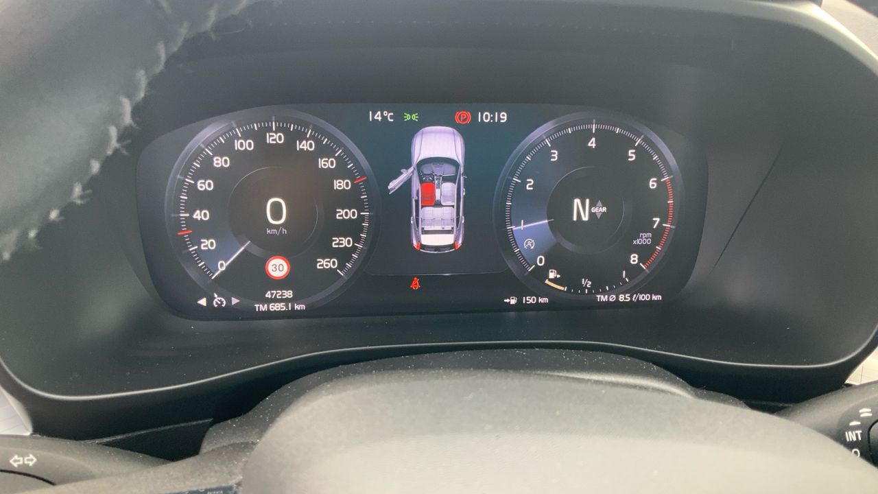 Volvo XC40 1.5 T3 BUSINESS PLUS 163 5P