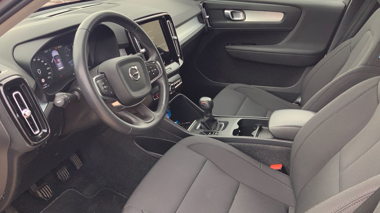 Volvo XC40 1.5 T3 BUSINESS PLUS 163 5P