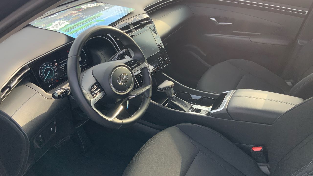 Hyundai Tucson 1.6 CRDI MHEV 100KW MAXX SKY DCT 136 5P