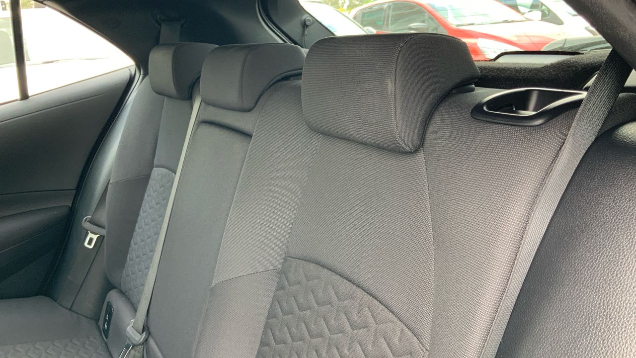 Toyota Corolla 1.8 HYBRID ACTIVE TECH E-CVT 122 5P