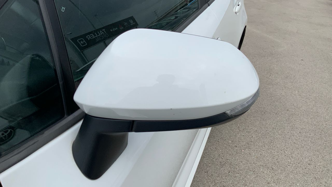 Toyota Corolla 1.8 HYBRID ACTIVE TECH E-CVT 122 5P