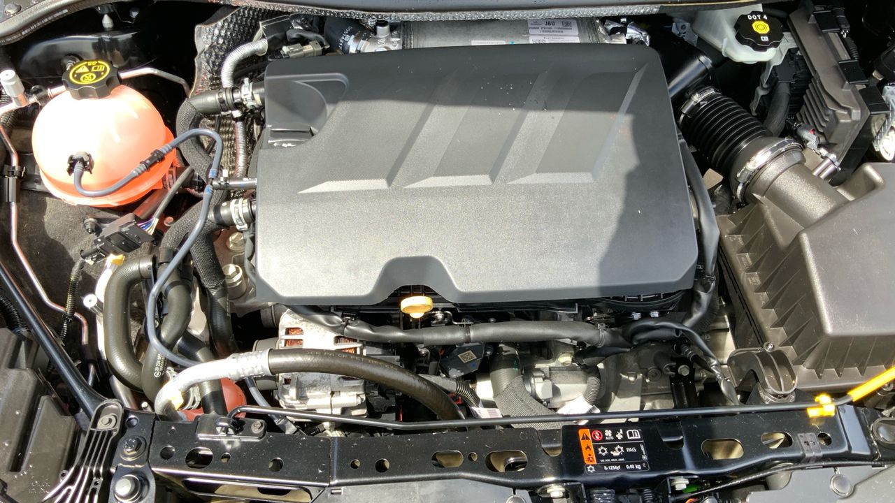 Opel Astra 1.5D DVH 90KW ELEGANCE 122 5P