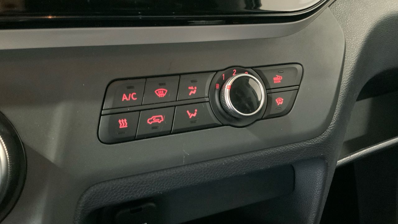 Maxus eDeliver 3 BEV 35KWH AUTO LWB 122 4P
