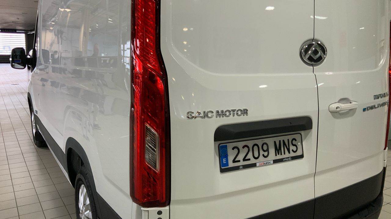 Maxus eDeliver 9 BEV 72KWH AUTO L2H2 204 4P