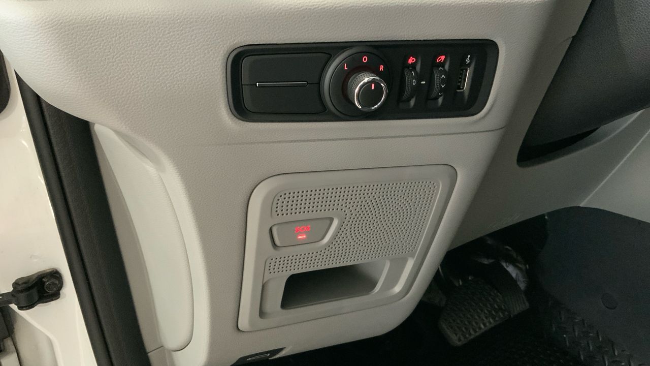 Maxus eDeliver 9 BEV 72KWH AUTO L2H2 204 4P