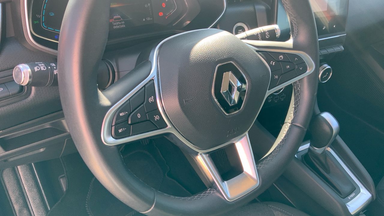Renault Clio 1.6 E-TECH INTENS 140 5P