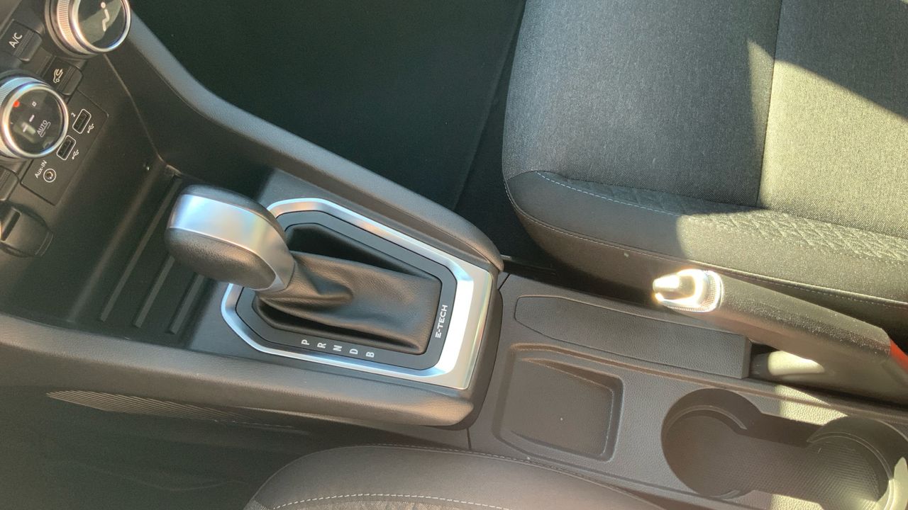 Renault Clio 1.6 E-TECH INTENS 140 5P