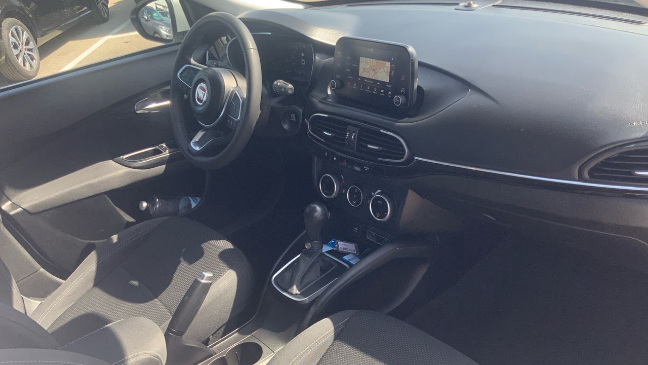 Fiat Tipo 1.5 HYBRID MHEV DCT CITY LIFE 130 5P