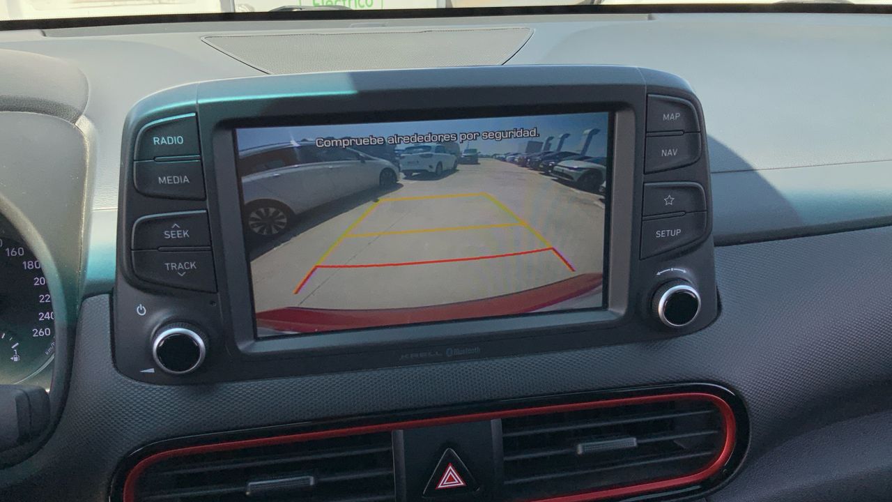 Hyundai Kona 1.6 TGDI STYLE DCT 4WD SKY 177 5P