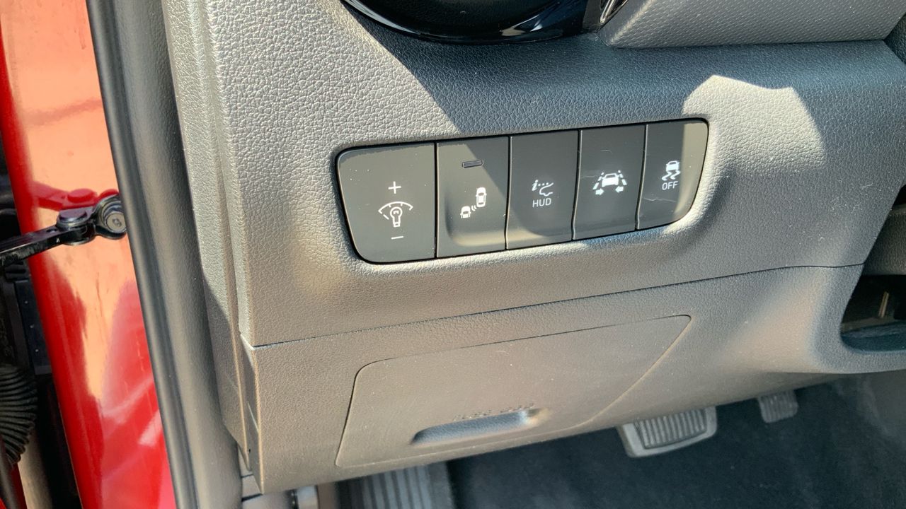 Hyundai Kona 1.6 TGDI STYLE DCT 4WD SKY 177 5P