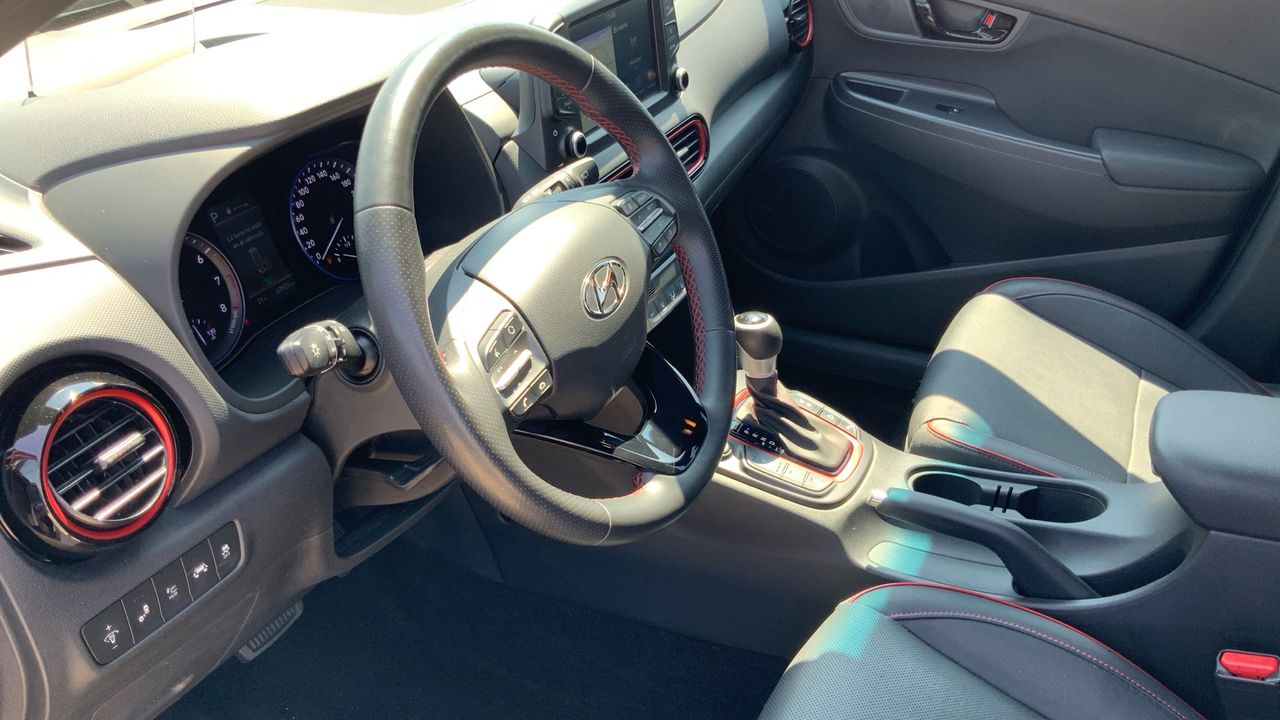 Hyundai Kona 1.6 TGDI STYLE DCT 4WD SKY 177 5P