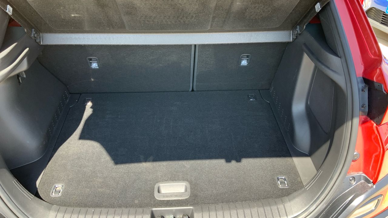 Hyundai Kona 1.6 TGDI STYLE DCT 4WD SKY 177 5P