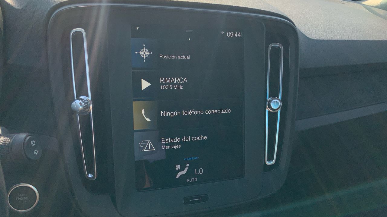 Volvo XC40 1.5 T3 MOMENTUM CORE AUTO 163 5P