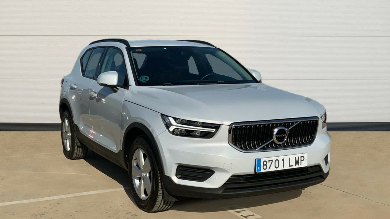 Volvo XC40 1.5 T3 MOMENTUM CORE AUTO 163 5P
