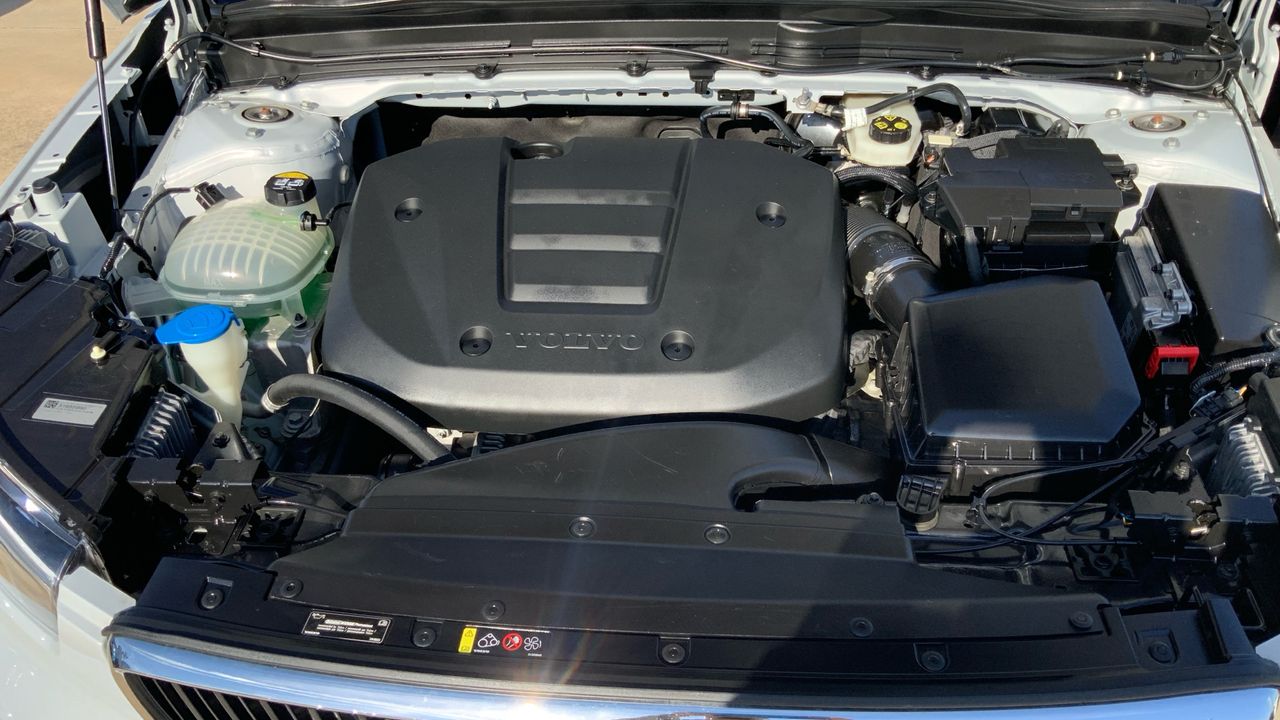 Volvo XC40 1.5 T3 MOMENTUM CORE AUTO 163 5P