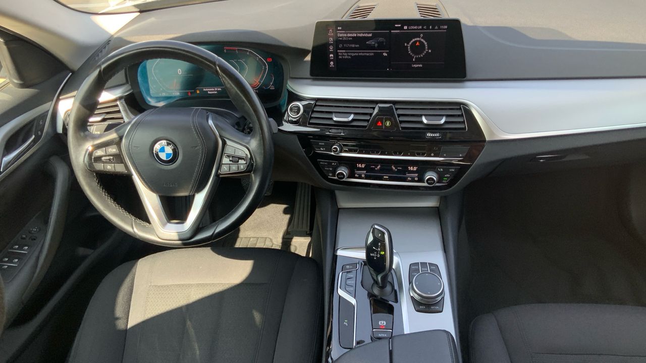 BMW Serie 5 2.0 520D TOURING AUTO 190 5P