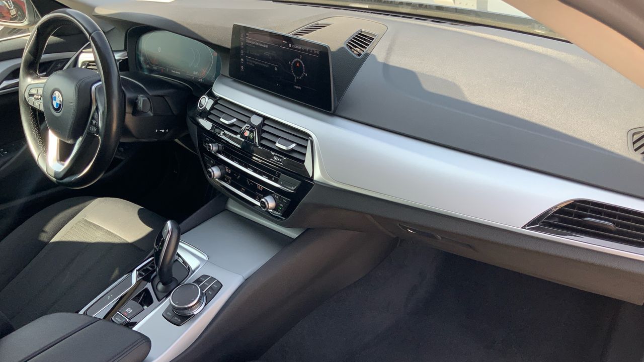 BMW Serie 5 2.0 520D TOURING AUTO 190 5P