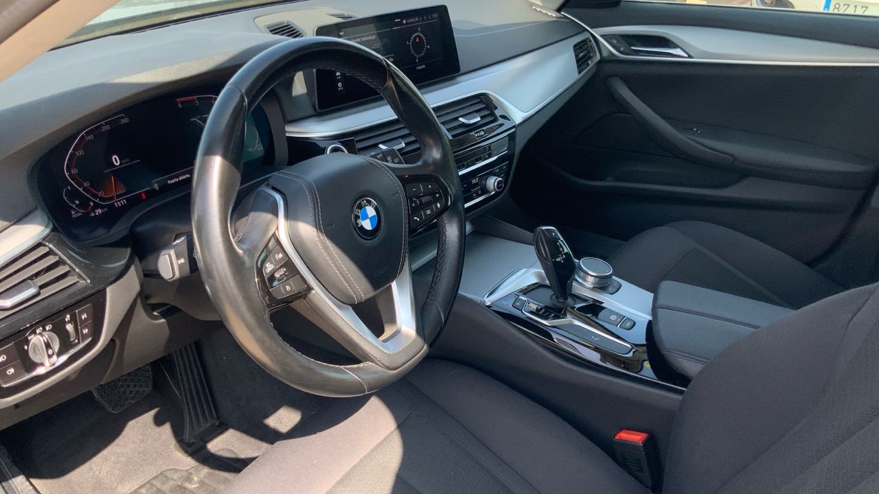 BMW Serie 5 2.0 520D TOURING AUTO 190 5P