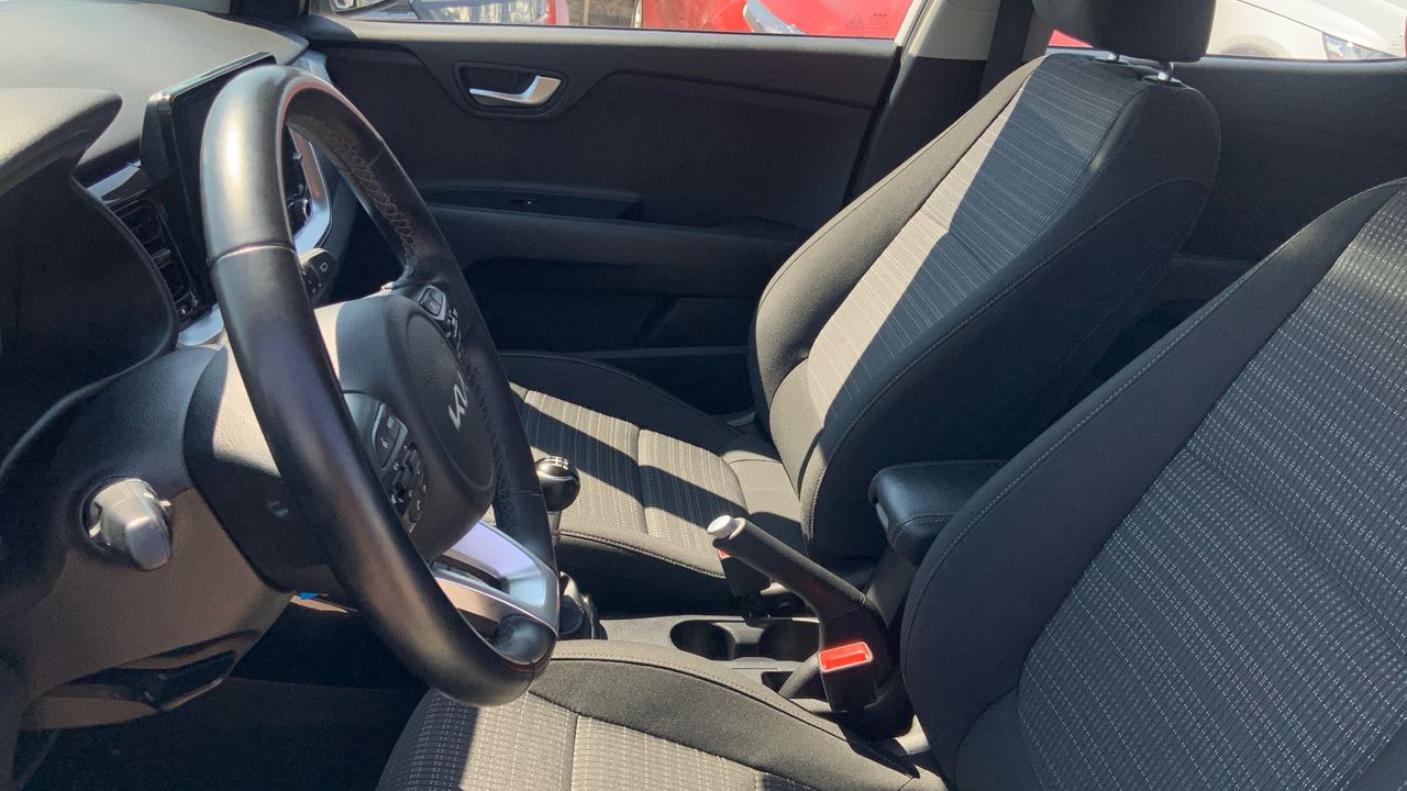 Kia Stonic 1.2 DPI DRIVE 84 5P