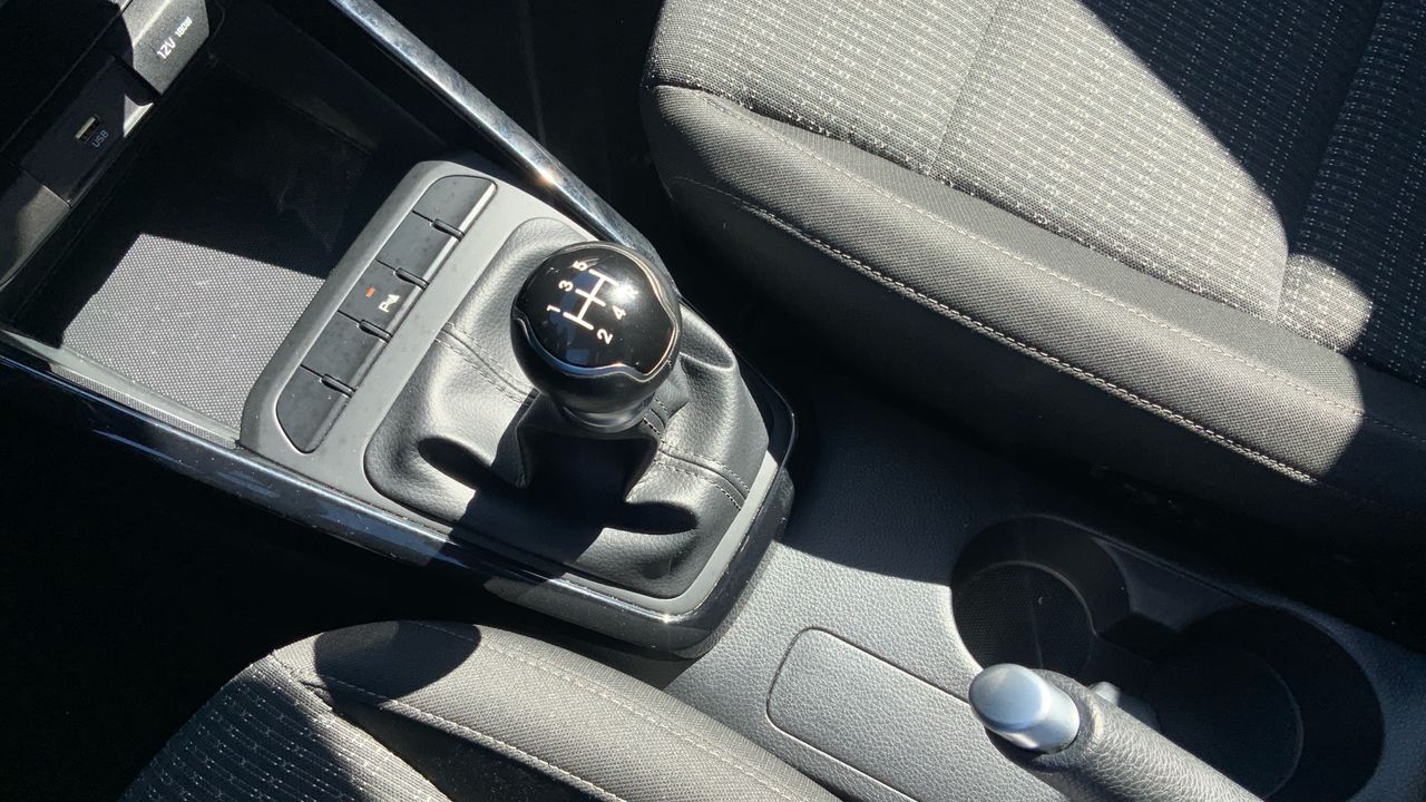 Kia Stonic 1.2 DPI DRIVE 84 5P