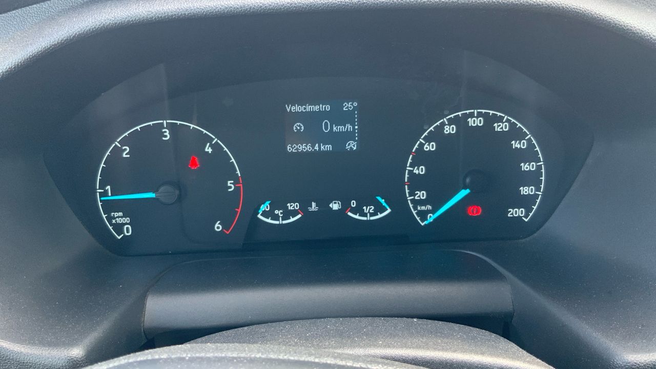 Ford Transit Custom 2.0 TDCI 96KW 320 TREND KOMBI LWB 130 4P 9 Plazas