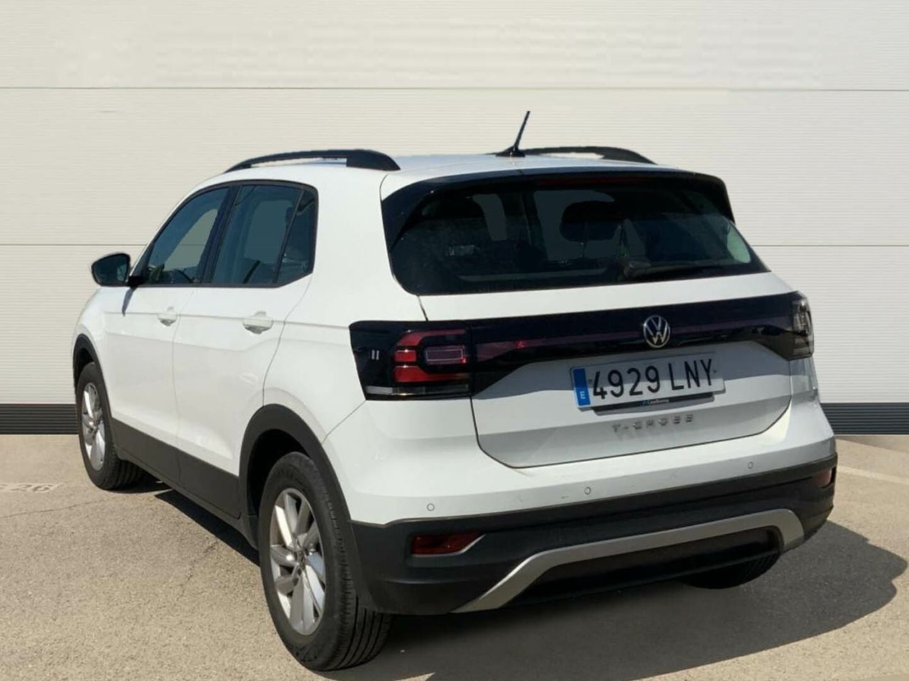 Volkswagen T-Cross 1.0 TSI 81KW DSG ADVANCE 110 5P