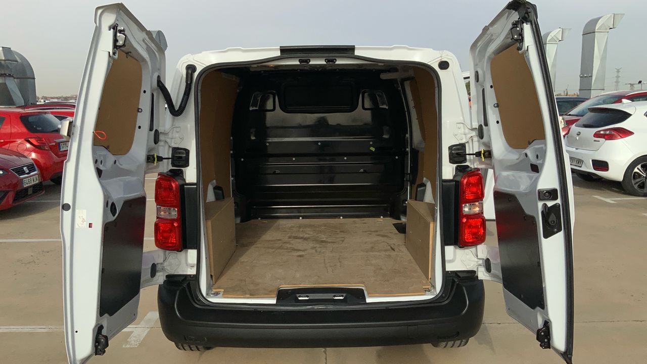Fiat Scudo 1.5 BLUEHDI 75KW BUSINESS L1 102 4P
