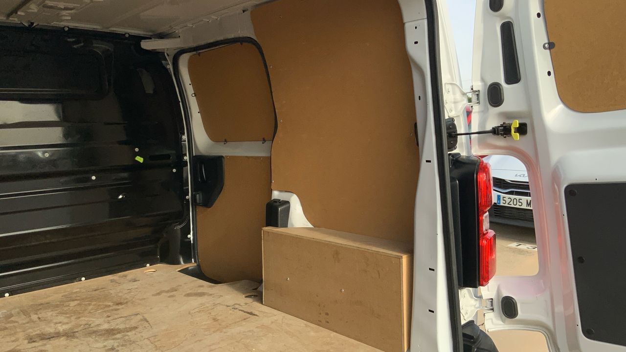 Fiat Scudo 1.5 BLUEHDI 75KW BUSINESS L1 102 4P