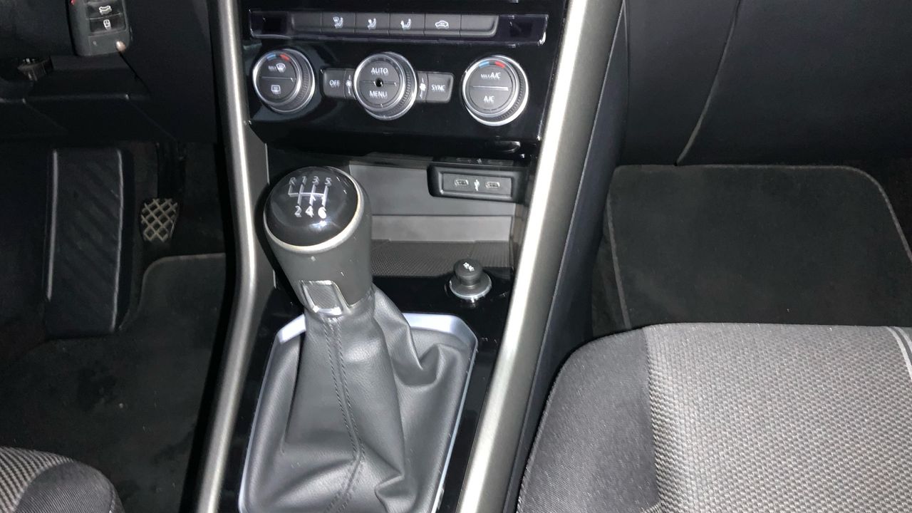 Volkswagen T-Roc 1.5 TSI 110KW ADVANCE STYLE 150 5P