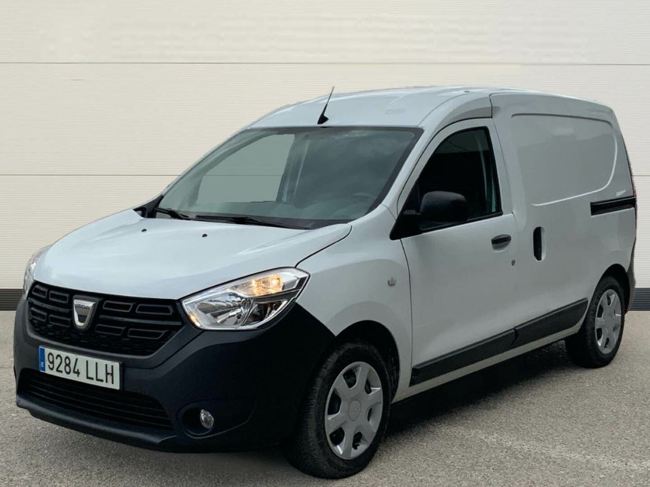 Dacia Dokker 1.6 SCE 80KW ECO-G ESSENTIAL 109 4P