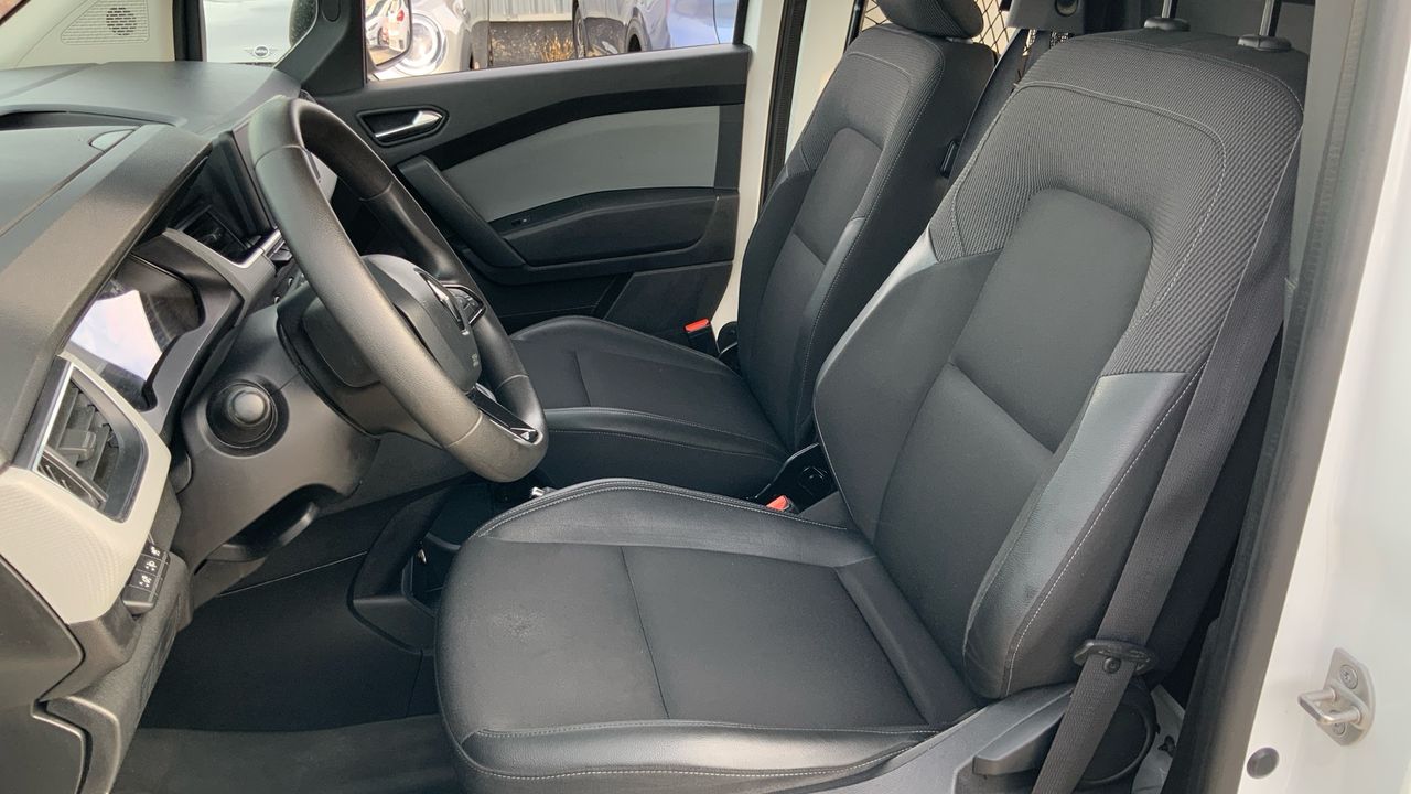 Renault Kangoo 1.5 BLUE DCI 70KW ABRETE SESAMO 95 4P