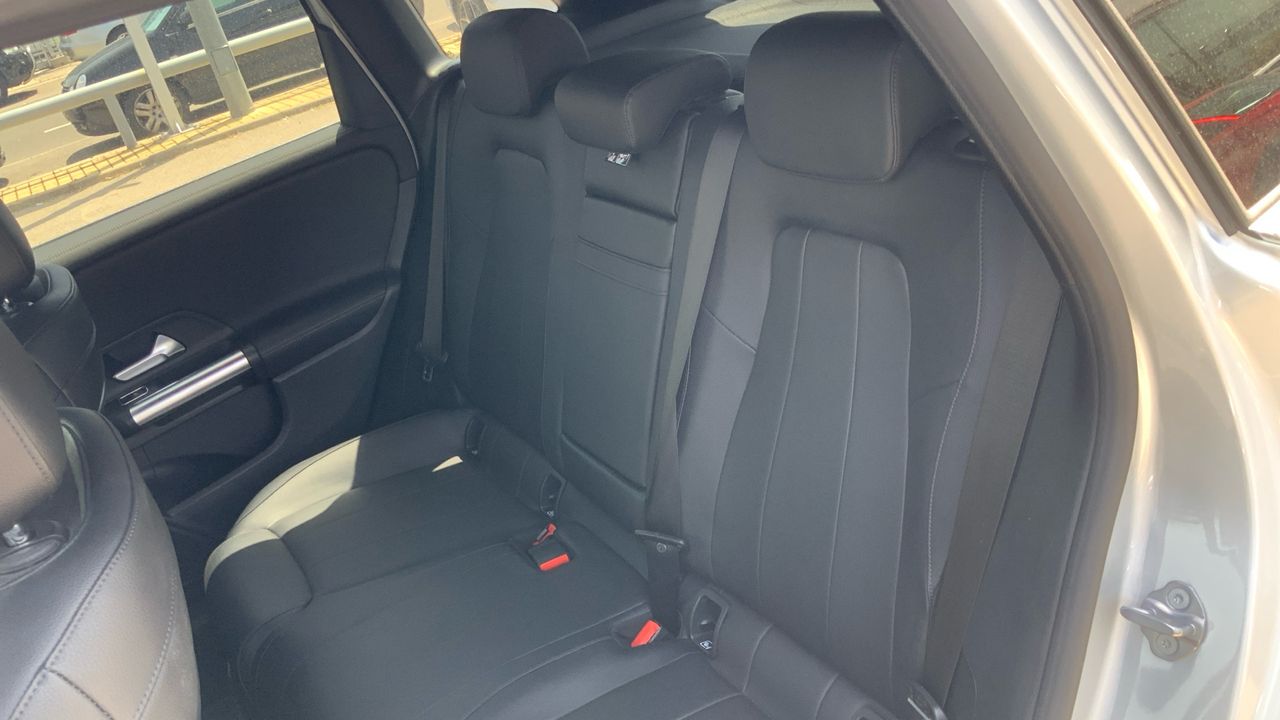 Mercedes Clase B 1.3 B 180 136 5P