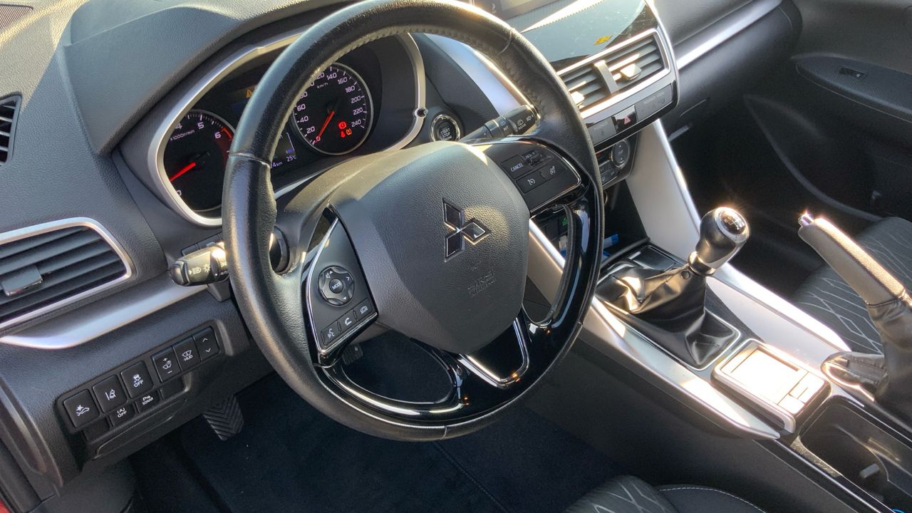Mitsubishi Eclipse Cross 1.5 150T MOTION 163 5P