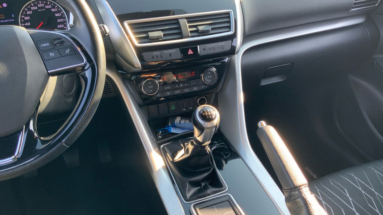 Mitsubishi Eclipse Cross 1.5 150T MOTION 163 5P