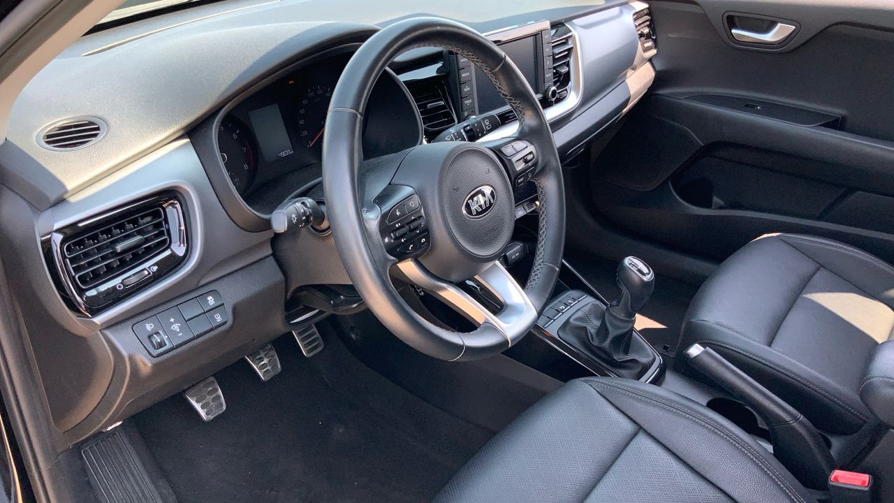 Kia Stonic 1.0 T-GDI 74KW BLACK EDITION 100 5P