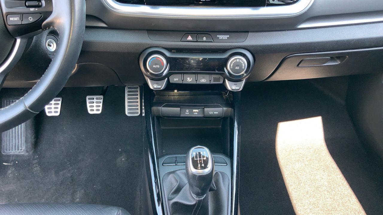 Kia Stonic 1.0 T-GDI 74KW BLACK EDITION 100 5P