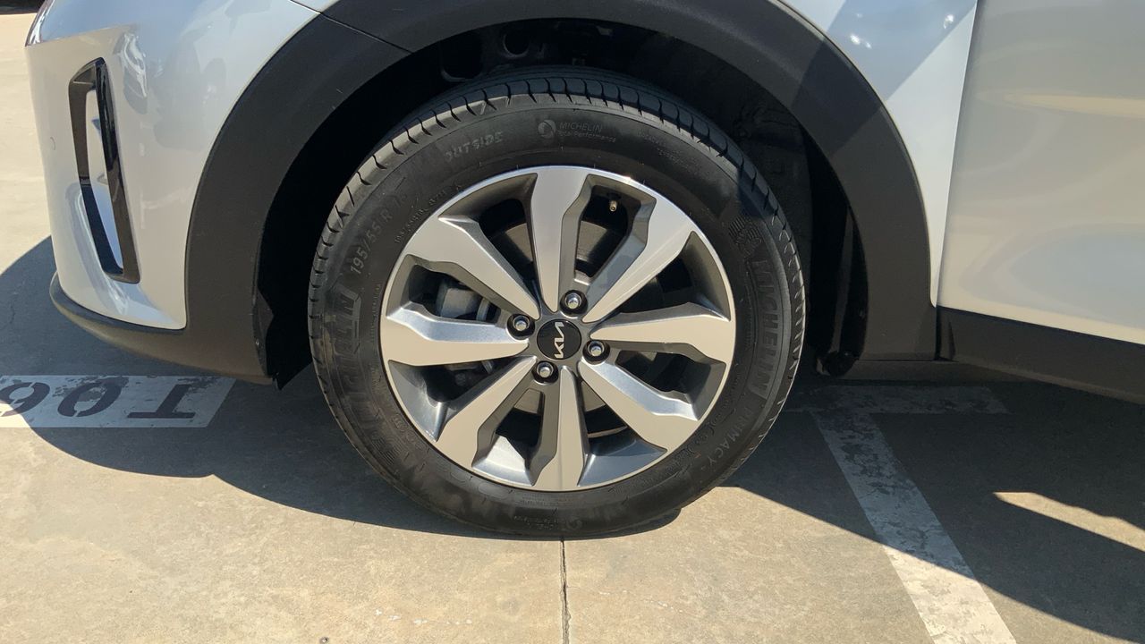 Kia Stonic 1.0 T-GDI MHEV IMT 74KW DRIVE 100 5P